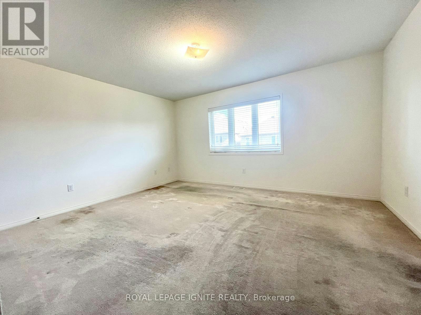 33 Ainsbury Avenue, Ajax, ON, L1Z 0S7 - 26