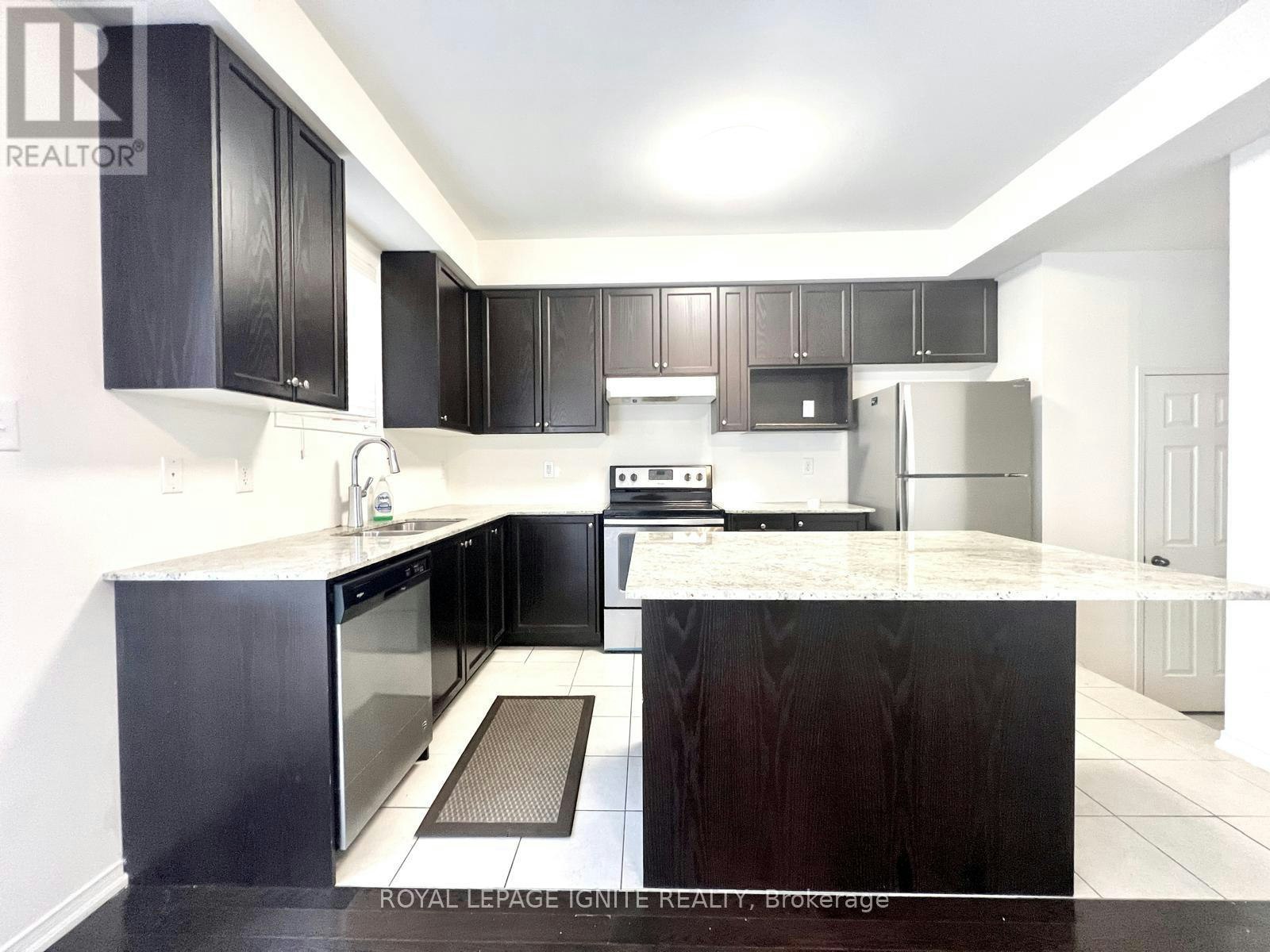 33 Ainsbury Avenue, Ajax, ON, L1Z 0S7 - 7