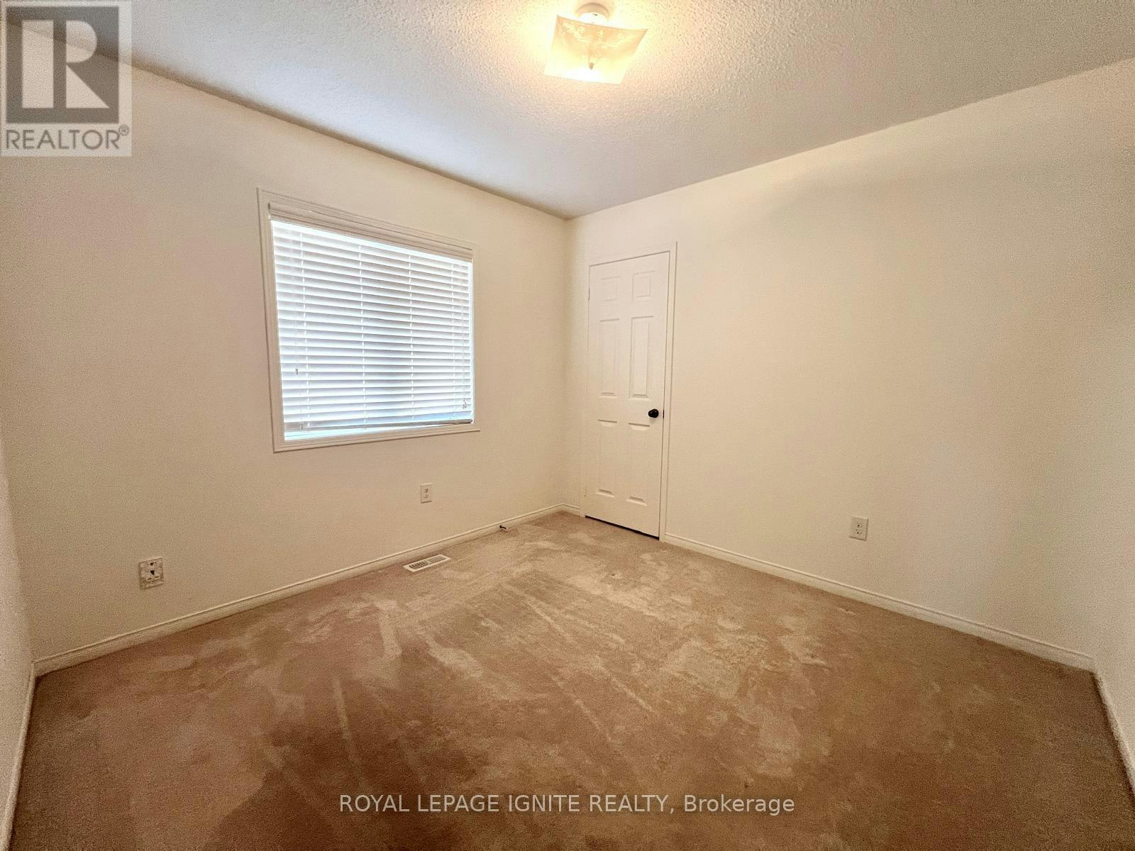 33 Ainsbury Avenue, Ajax, ON, L1Z 0S7 - 25