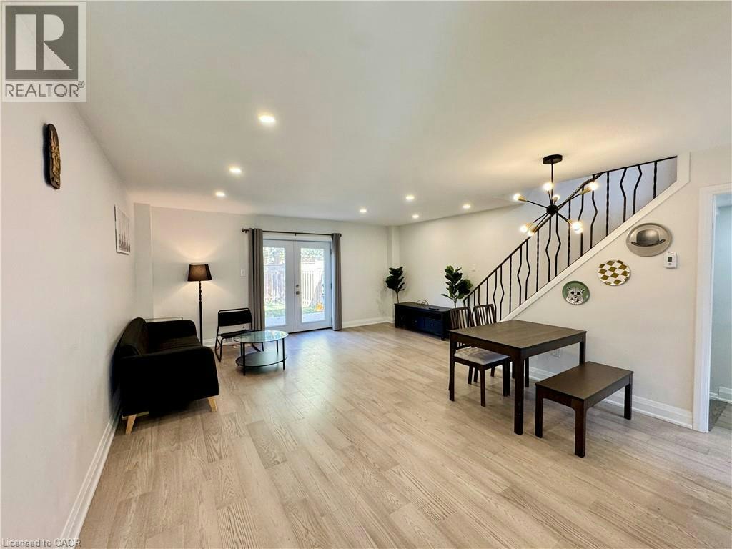 134 Jansen Avenue, Kitchener, ON, N2A 2L7 - 24