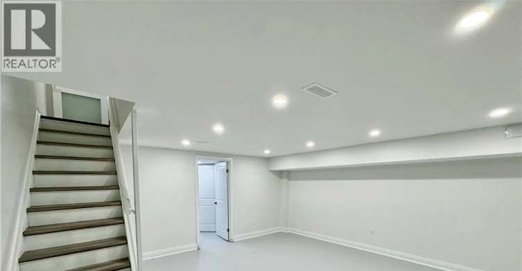134 Jansen Avenue, Kitchener, ON, N2A 2L7 - 26