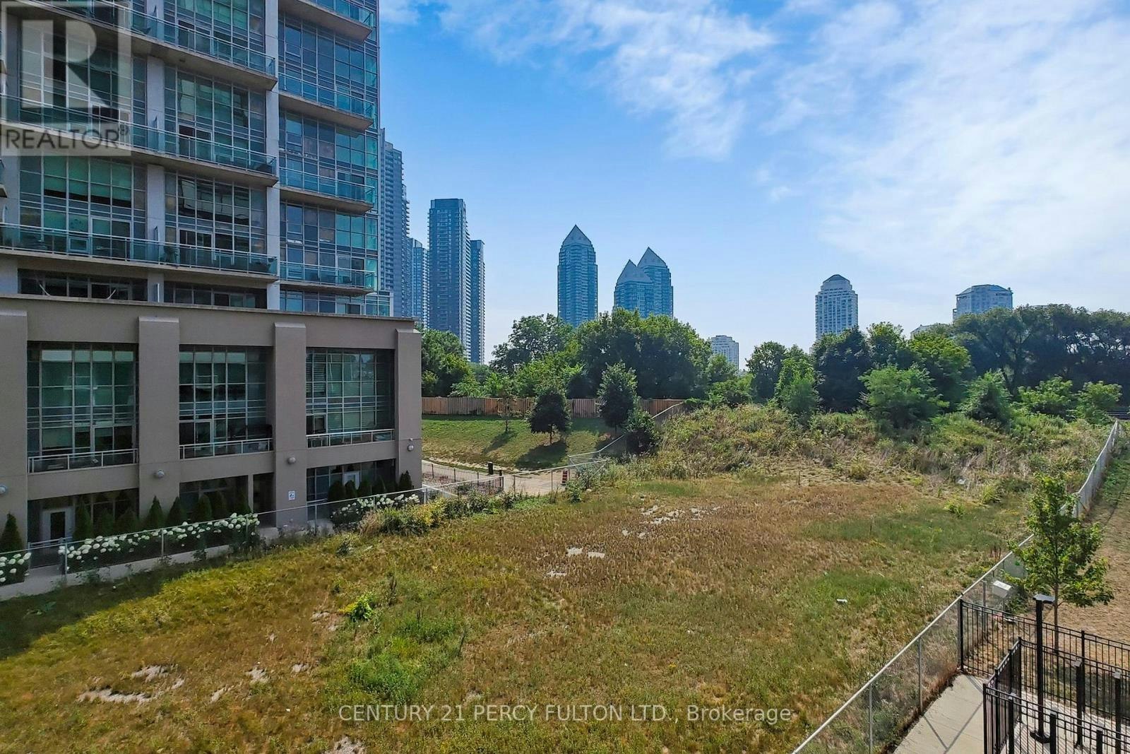 313-251 Manitoba Street, Toronto, ON, M8Y 4G9 - 44