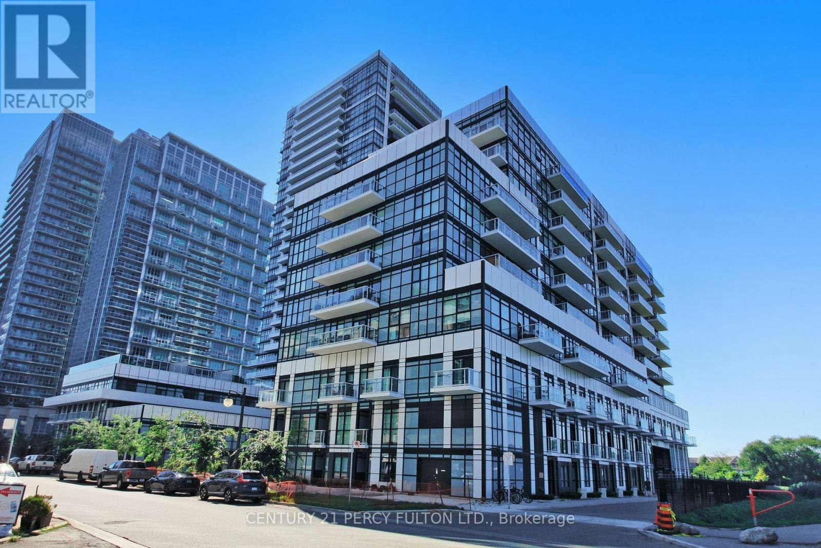 313-251 Manitoba Street, Toronto, ON, M8Y 4G9