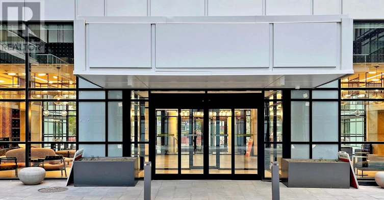 313-251 Manitoba Street, Toronto, ON, M8Y 4G9 - 4