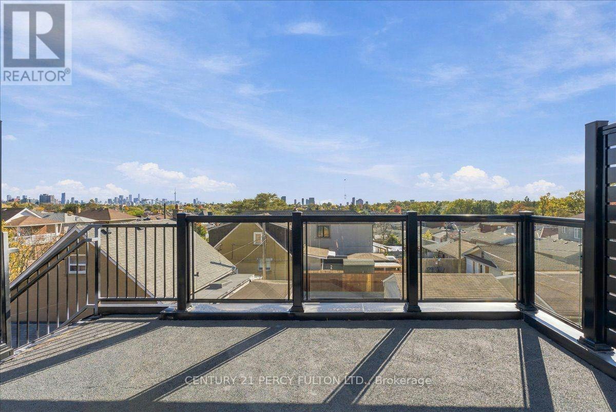 3-113 Hatherley Road, Toronto, ON, M6E 1W4 - 15