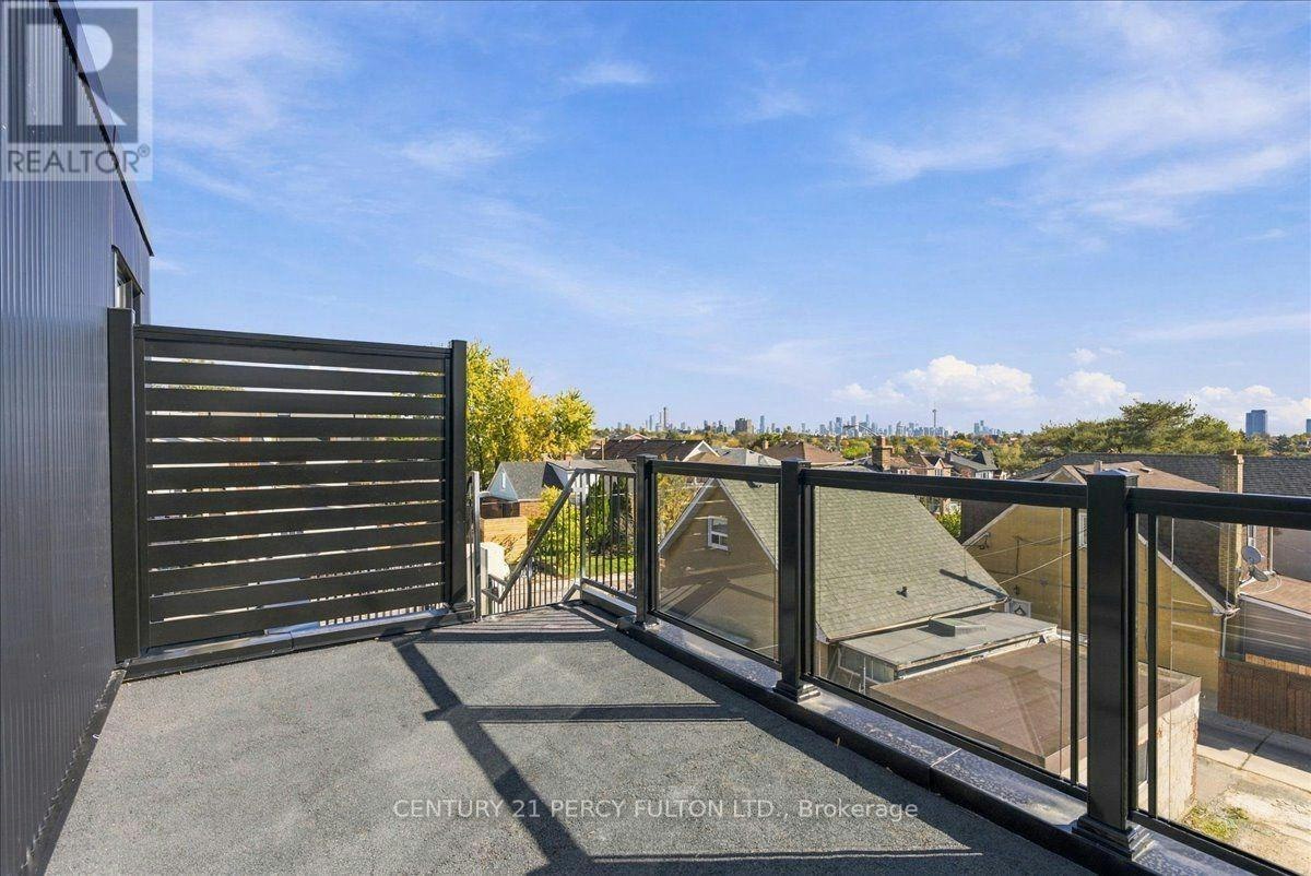 3-113 Hatherley Road, Toronto, ON, M6E 1W4 - 16