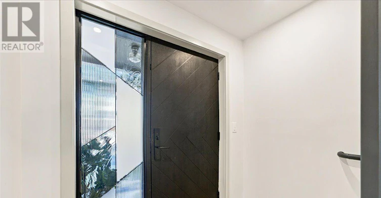 3-113 Hatherley Road, Toronto, ON, M6E 1W4 - 5