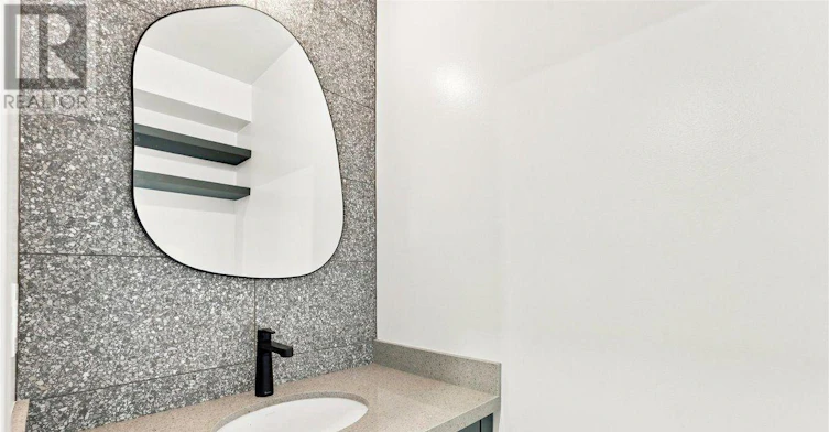 3-113 Hatherley Road, Toronto, ON, M6E 1W4 - 17
