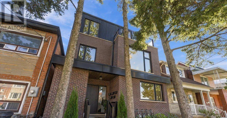 3-113 Hatherley Road, Toronto, ON, M6E 1W4 - 2