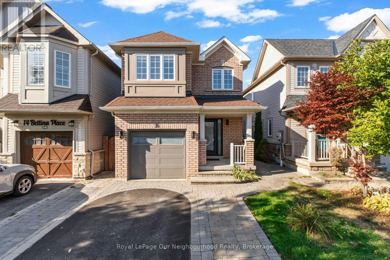 16 Bettina Place, Whitby, ON, L1P 1R4