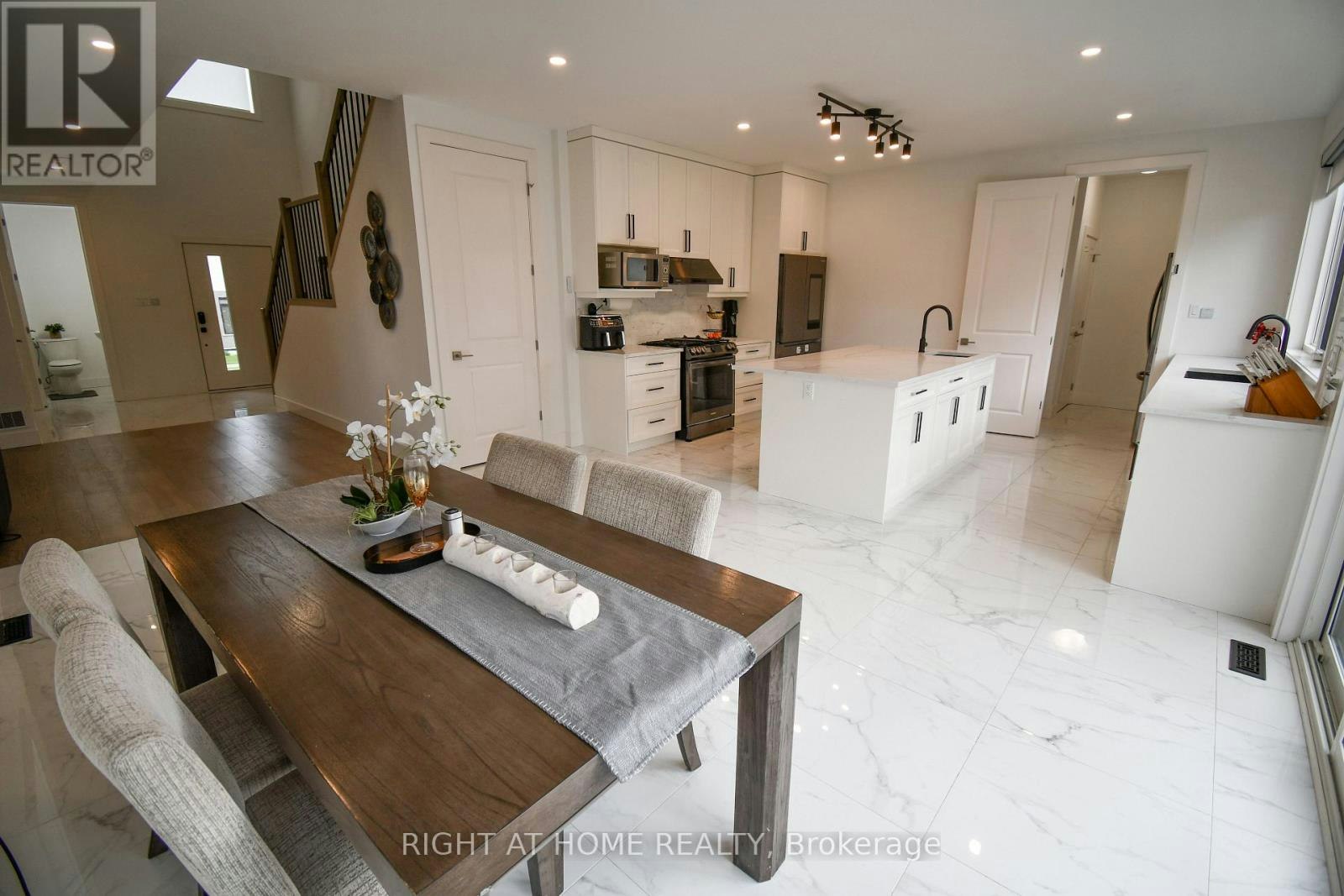 2705 Oriole Drive, London, ON, N6M 0G6 - 9