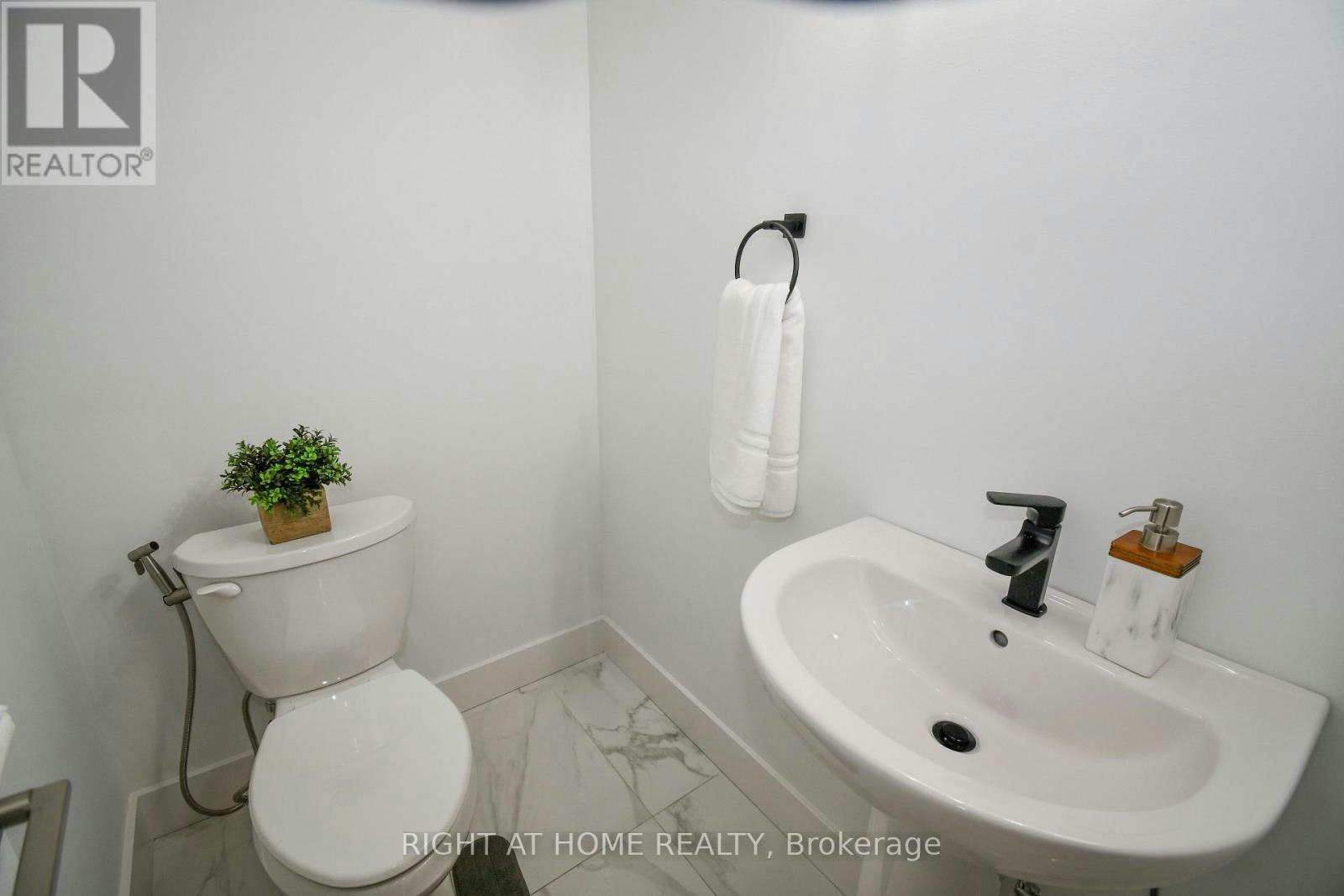 2705 Oriole Drive, London, ON, N6M 0G6 - 4