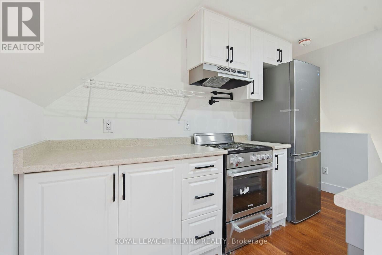 22 Mitchell Street, St. Thomas, ON, N5R 2T7 - 5