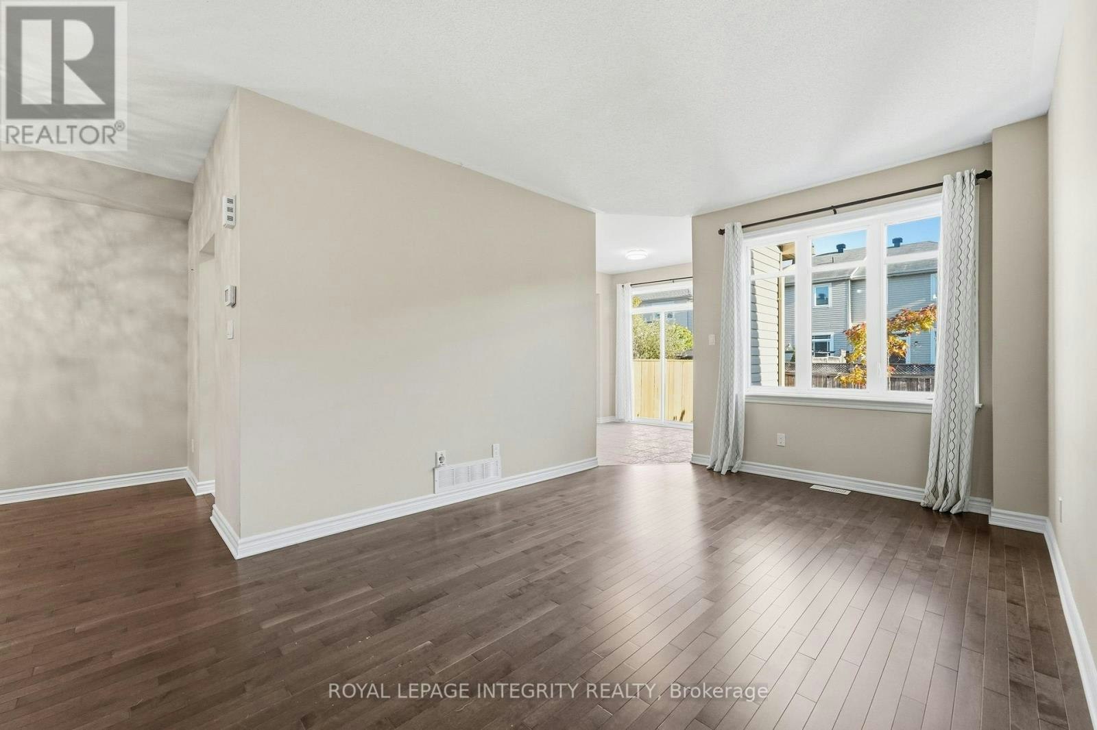 222 Maxwell Bridge Road, Ottawa, ON, K2W 0B7 - 14