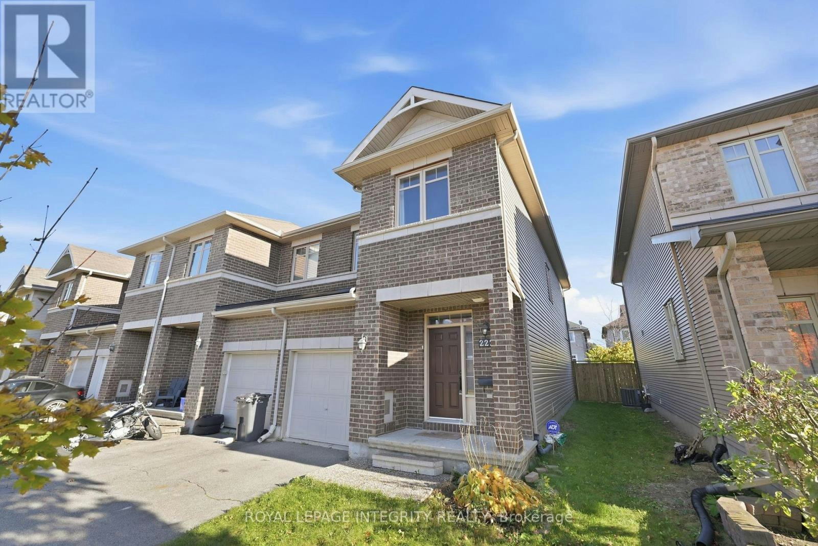 222 Maxwell Bridge Road, Ottawa, ON, K2W 0B7 - 3