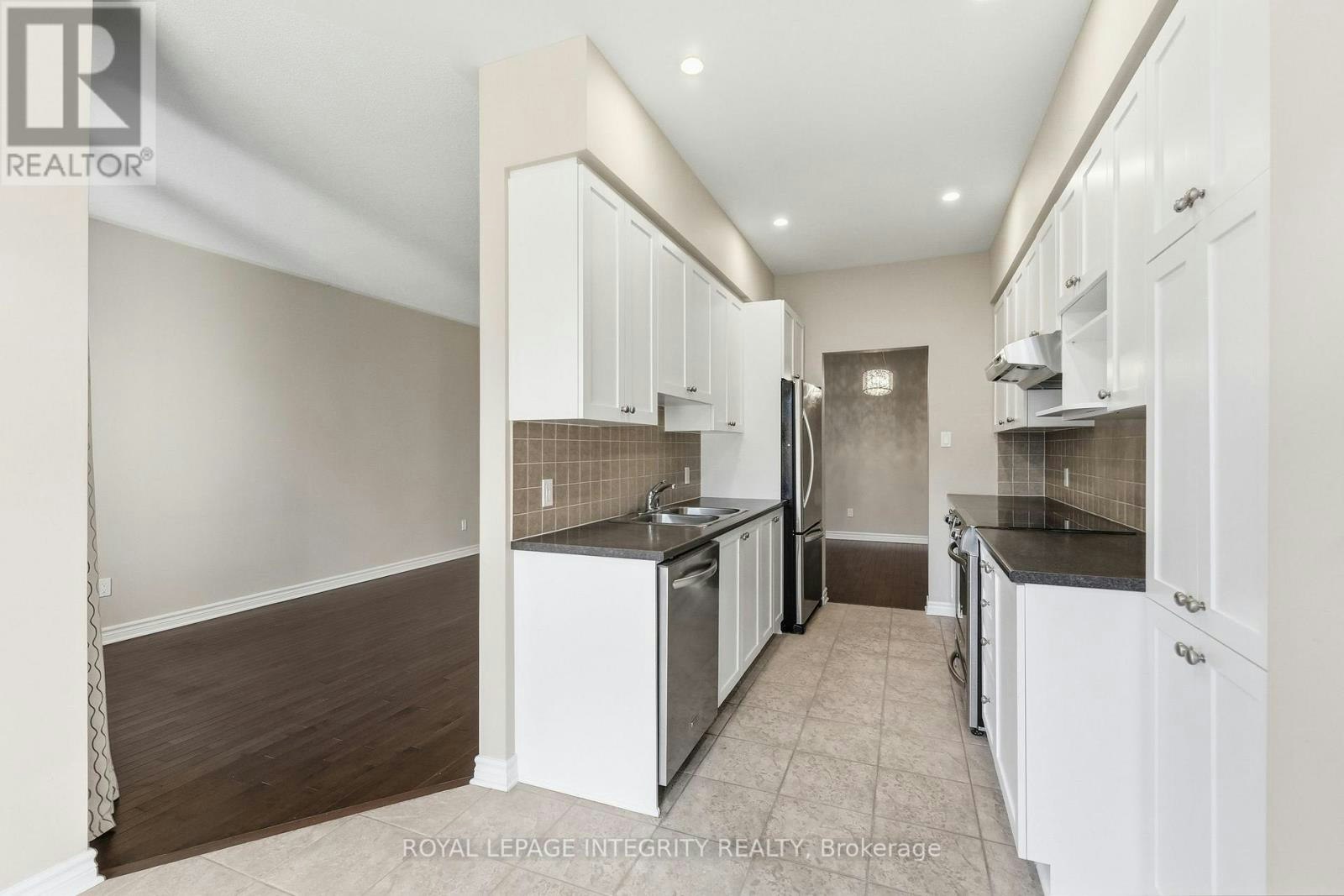 222 Maxwell Bridge Road, Ottawa, ON, K2W 0B7 - 12