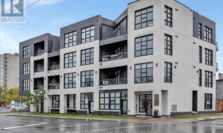 B01-101 Pinhey Street