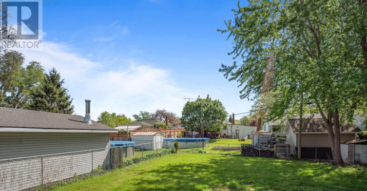 8 Pearce Avenue, St. Catharines, ON, L2M 2L8 - 29