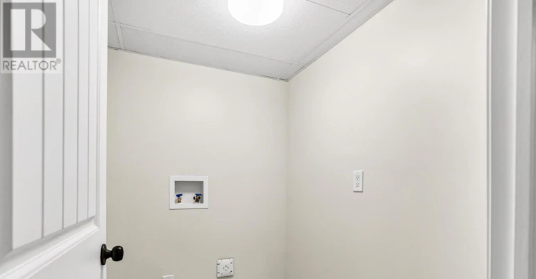 8 Pearce Avenue, St. Catharines, ON, L2M 2L8 - 27