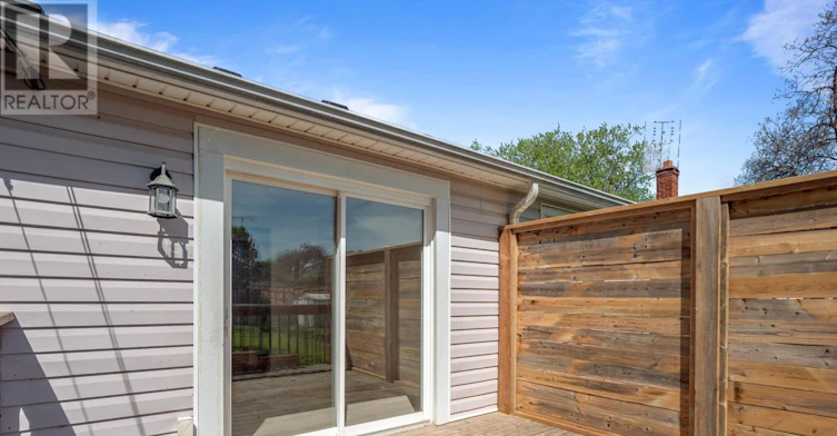 8 Pearce Avenue, St. Catharines, ON, L2M 2L8 - 28