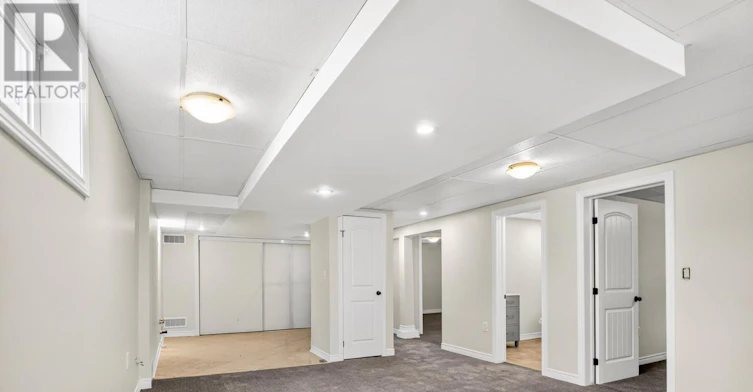 8 Pearce Avenue, St. Catharines, ON, L2M 2L8 - 19