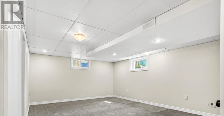 8 Pearce Avenue, St. Catharines, ON, L2M 2L8 - 23