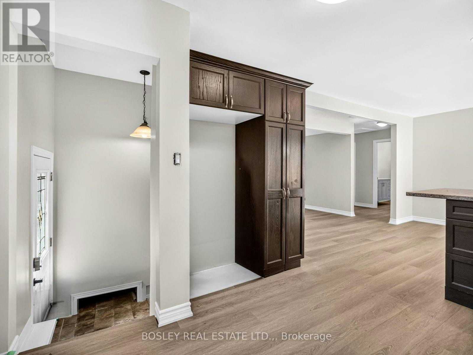 8 Pearce Avenue, St. Catharines, ON, L2M 2L8 - 13