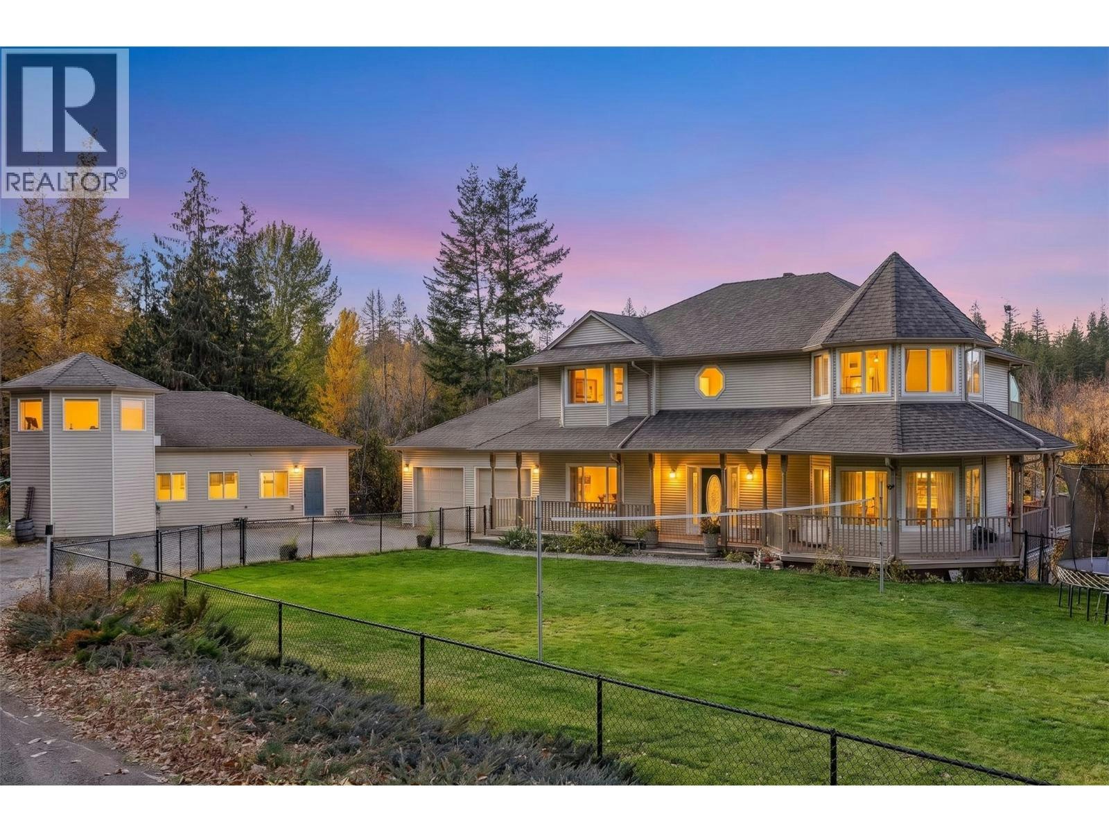 4614 June Springs Road, Kelowna, BC, V1W 4C8