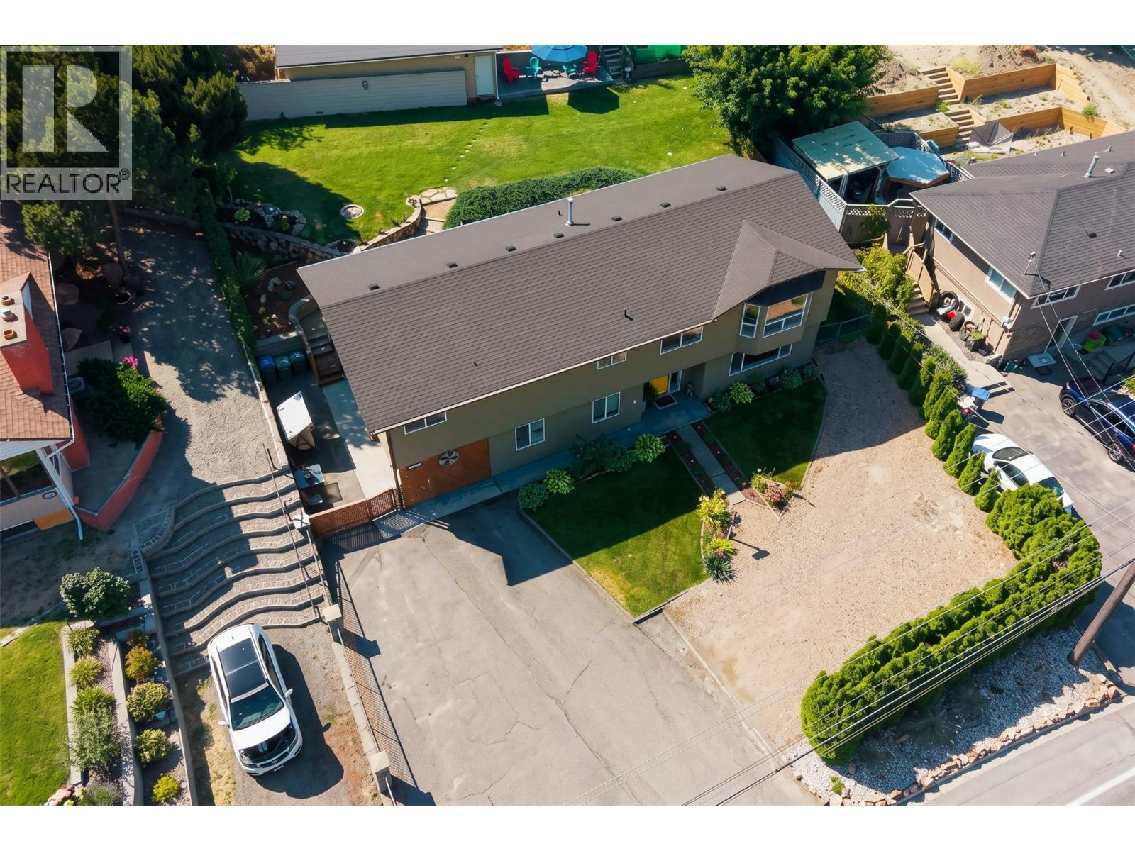 2045 Valleyview Drive, Kamloops, BC, V2C 4C3
