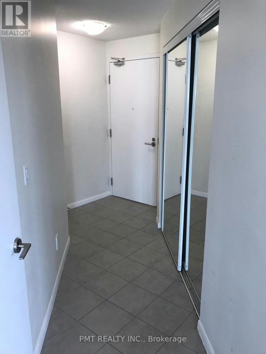 1563-209 Fort York Boulevard, Toronto, ON, M5V 4A1 - 2