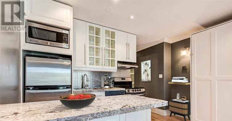 322-123 Woodbine Avenue, Toronto, ON, M4L 3V8 - 5