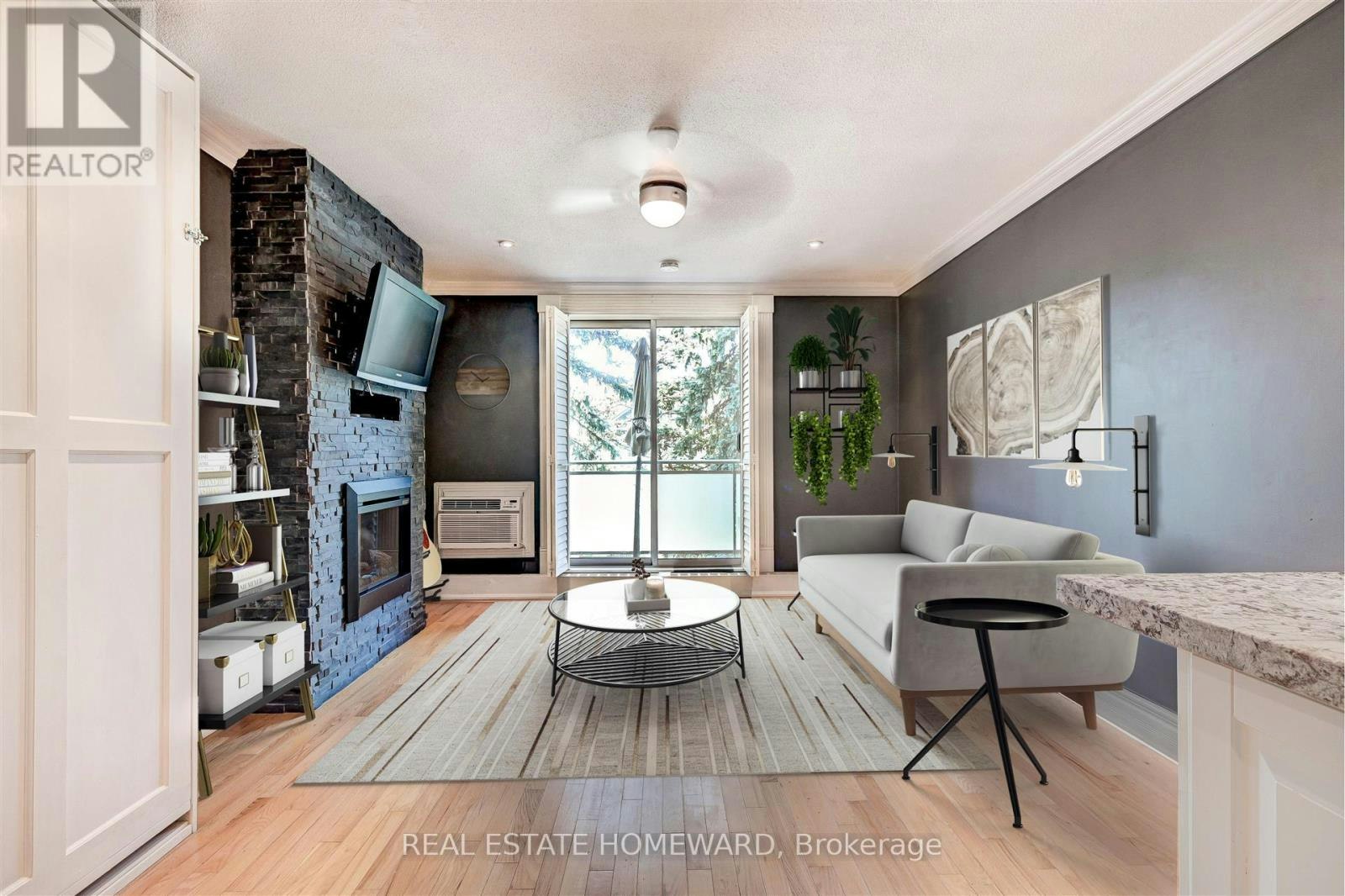 322-123 Woodbine Avenue, Toronto, ON, M4L 3V8 - 7