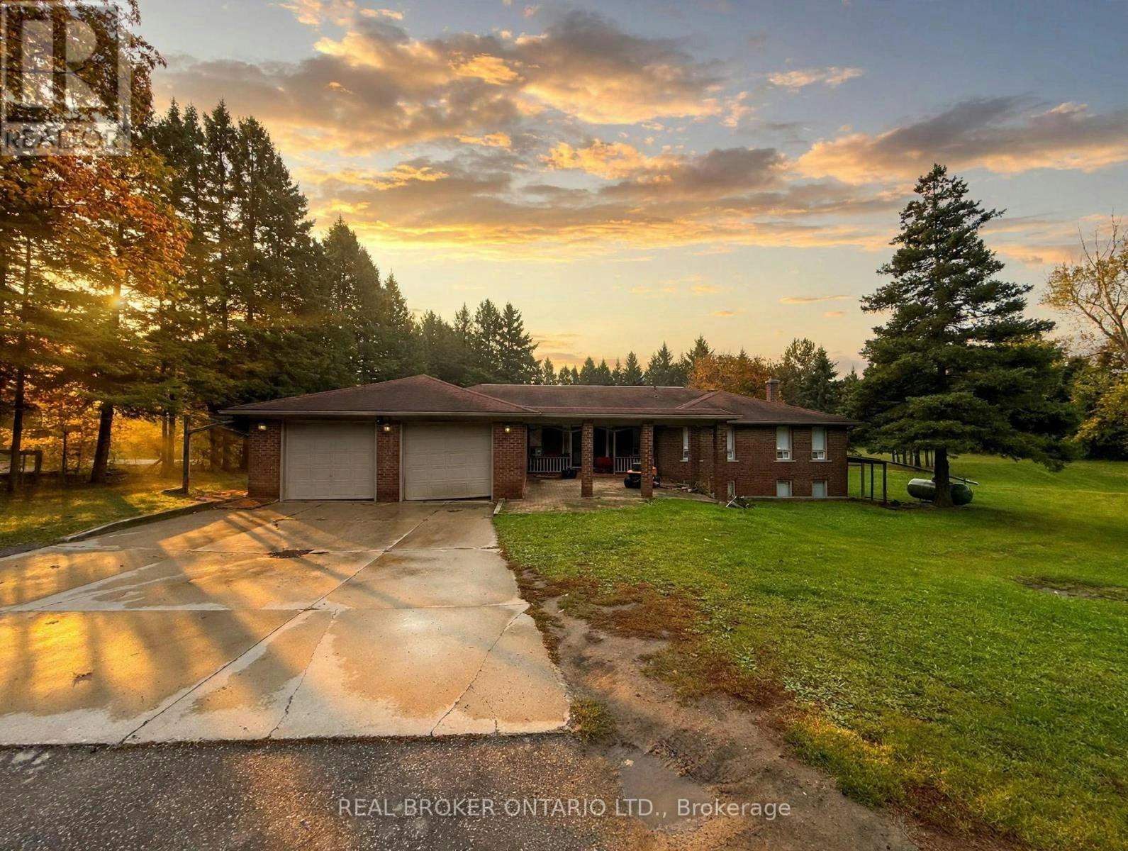 2955 16th Side Road, King, ON, L7B 1A3
