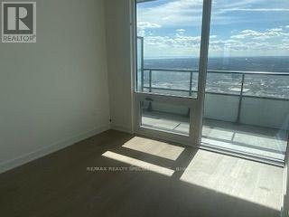 7412-448 Burnhamthorpe Road W, Mississauga, ON, L5B 3Y4 - 7