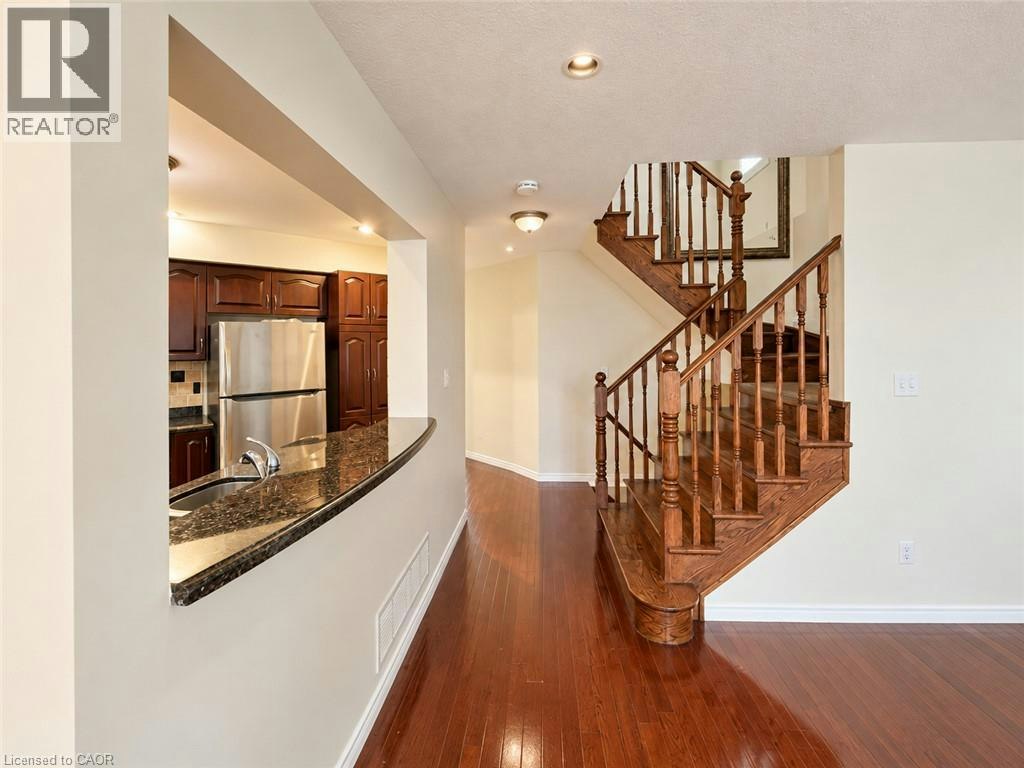 69 Cedarville Drive, Hamilton, ON, L8J 0A6 - 7