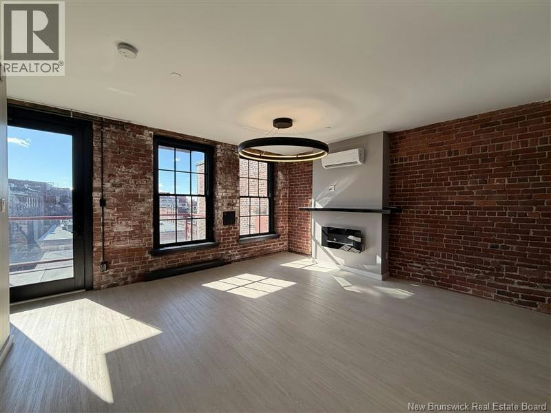 28 King Street, Saint John, NB, E2L 1G3 - 2