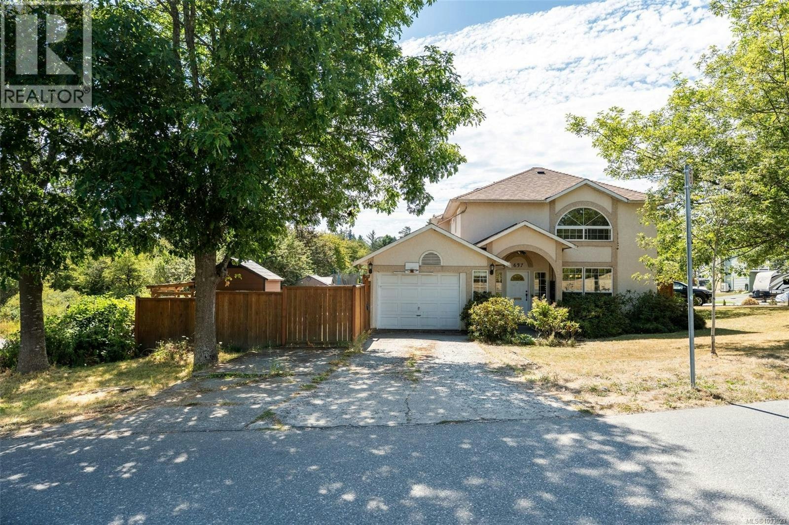 637 Jolly Place, Saanich, BC, V8Z 6R9