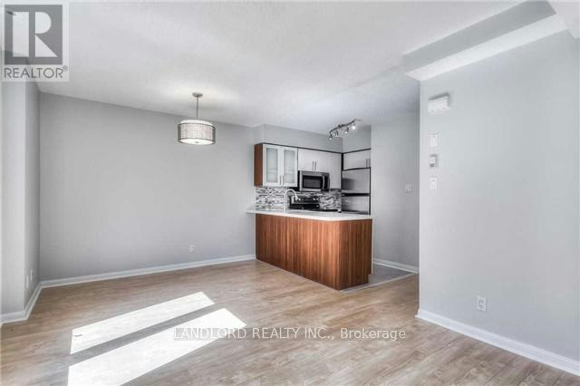 511-27 Canniff Street, Toronto, ON, M6K 3M5 - 8