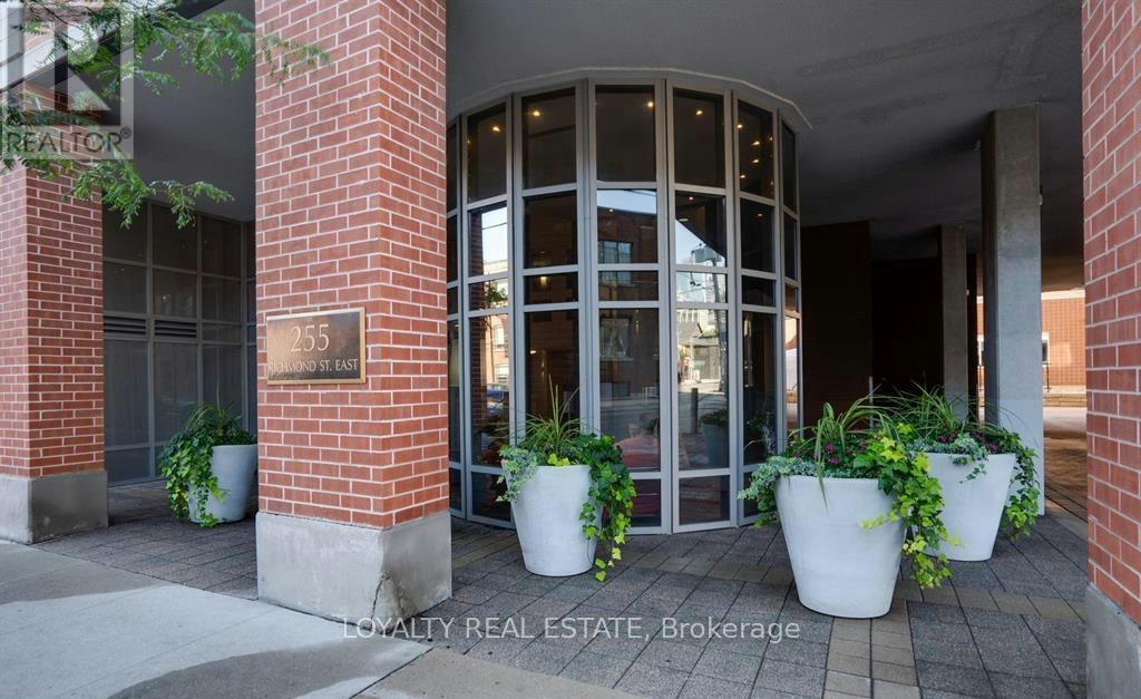 PH14-255 Richmond Street E, Toronto, ON, M5A 4T7 - 2