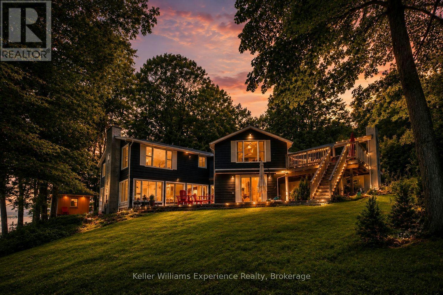 21 Lakeview Crescent, Tiny, ON, L9M 1R2 - 2