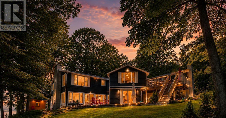 21 Lakeview Crescent, Tiny, ON, L9M 1R2 - 2