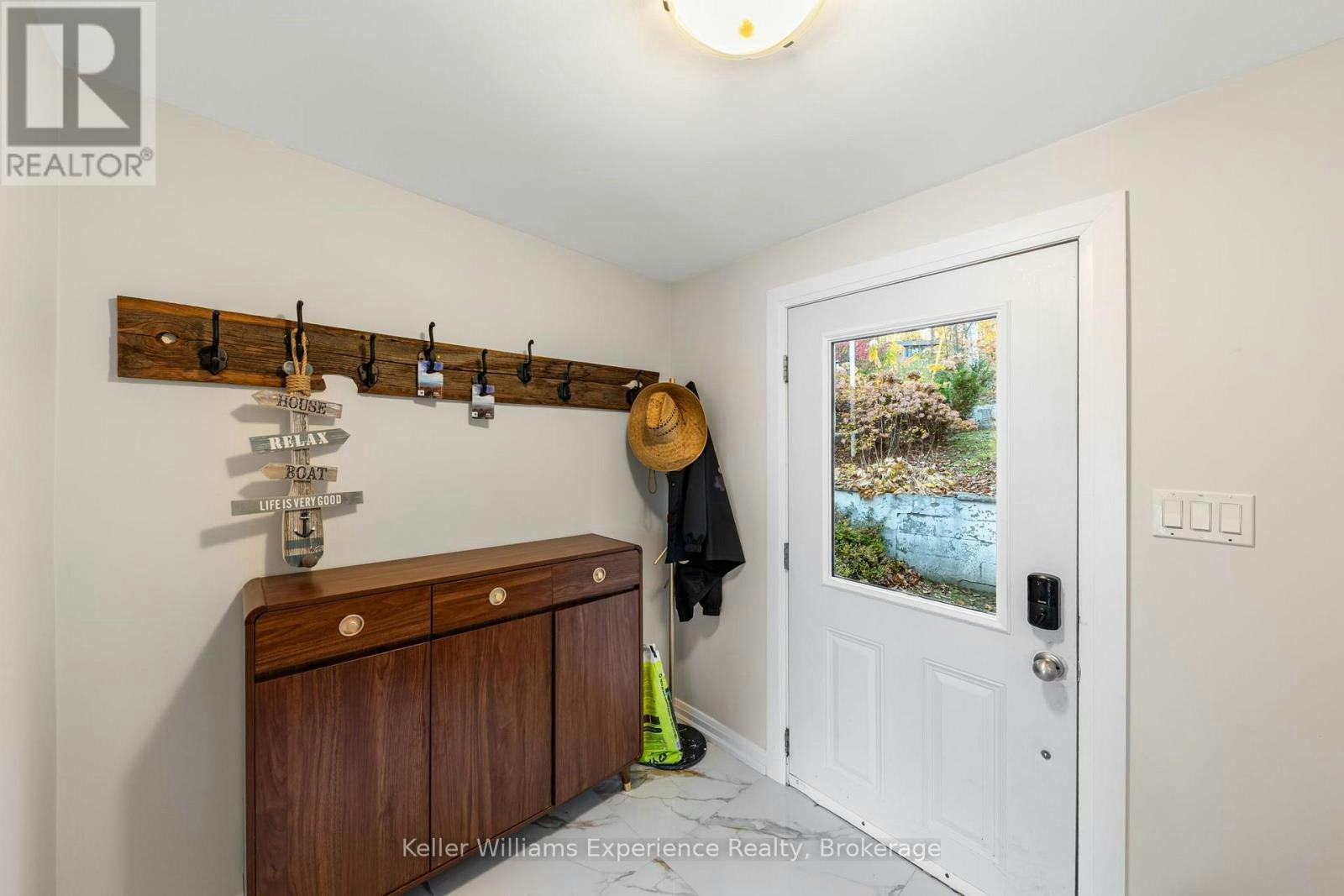 21 Lakeview Crescent, Tiny, ON, L9M 1R2 - 9