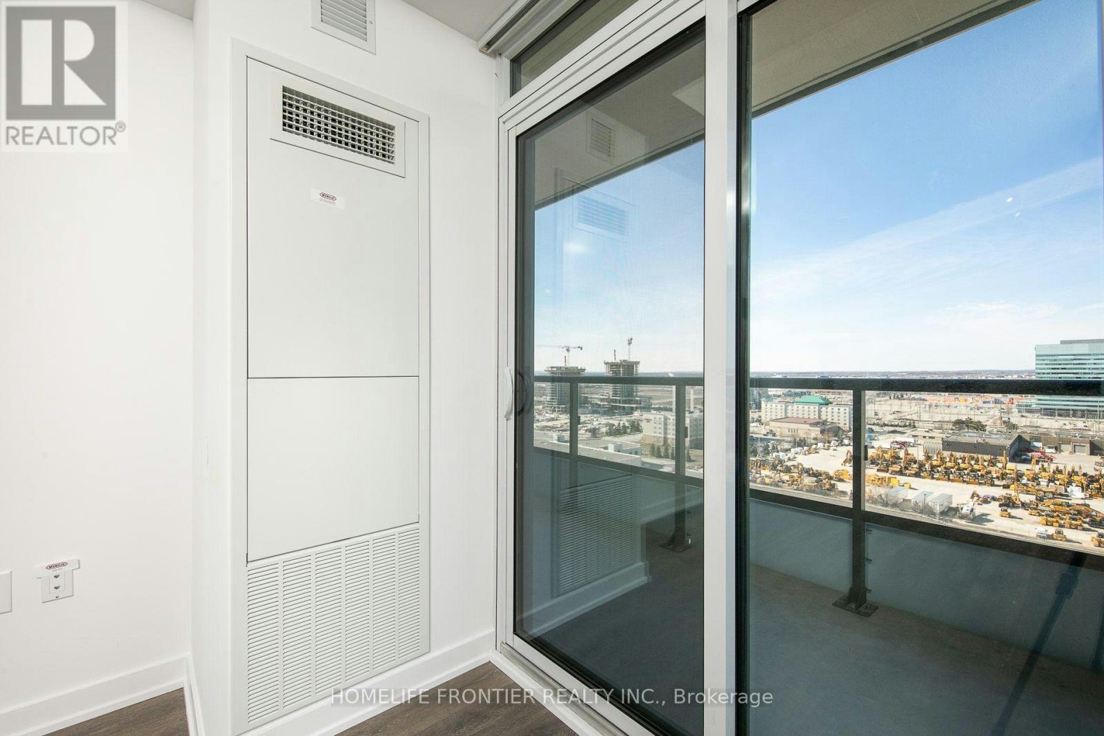 1712-38 Honeycrisp Crescent, Vaughan, ON, L4K 0M8 - 10