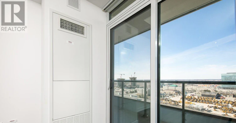 1712-38 Honeycrisp Crescent, Vaughan, ON, L4K 0M8 - 10