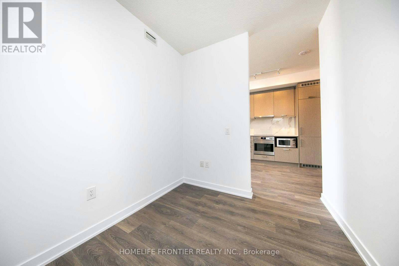 1712-38 Honeycrisp Crescent, Vaughan, ON, L4K 0M8 - 7