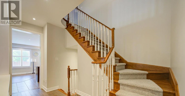 202 Lawn Crescent WEST, Whitchurch-Stouffville, ON, L4A 0B4 - 8
