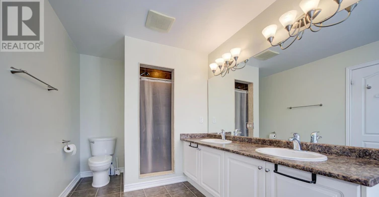 202 Lawn Crescent WEST, Whitchurch-Stouffville, ON, L4A 0B4 - 46