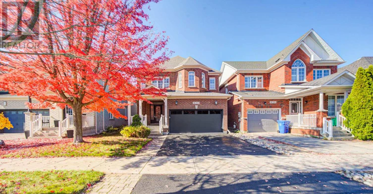 202 Lawn Crescent WEST, Whitchurch-Stouffville, ON, L4A 0B4
