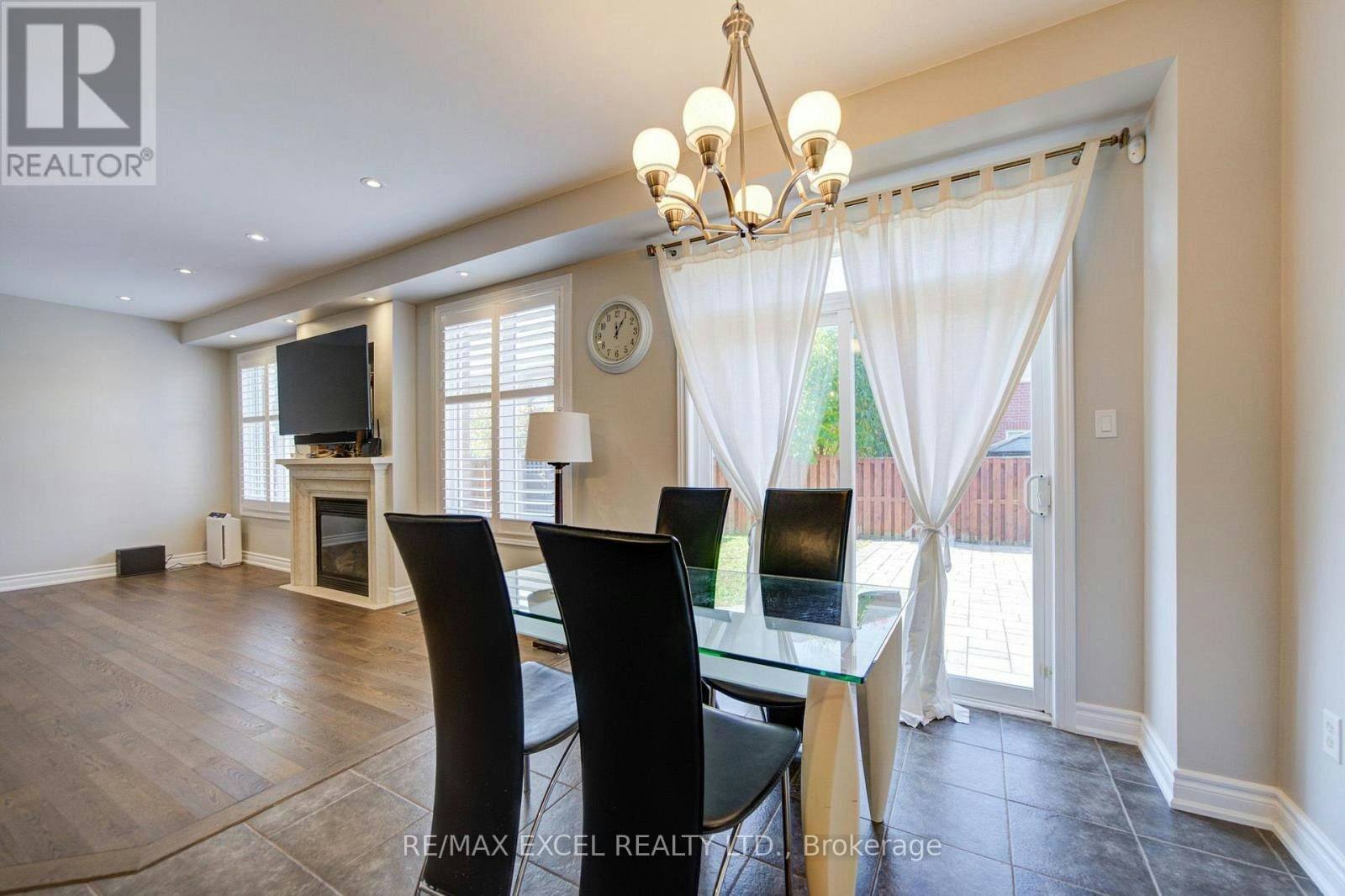 202 Lawn Crescent WEST, Whitchurch-Stouffville, ON, L4A 0B4 - 23
