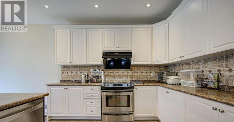 202 Lawn Crescent WEST, Whitchurch-Stouffville, ON, L4A 0B4 - 18